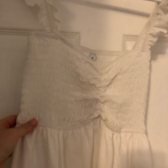 White summer dress - Picture 2 of 6